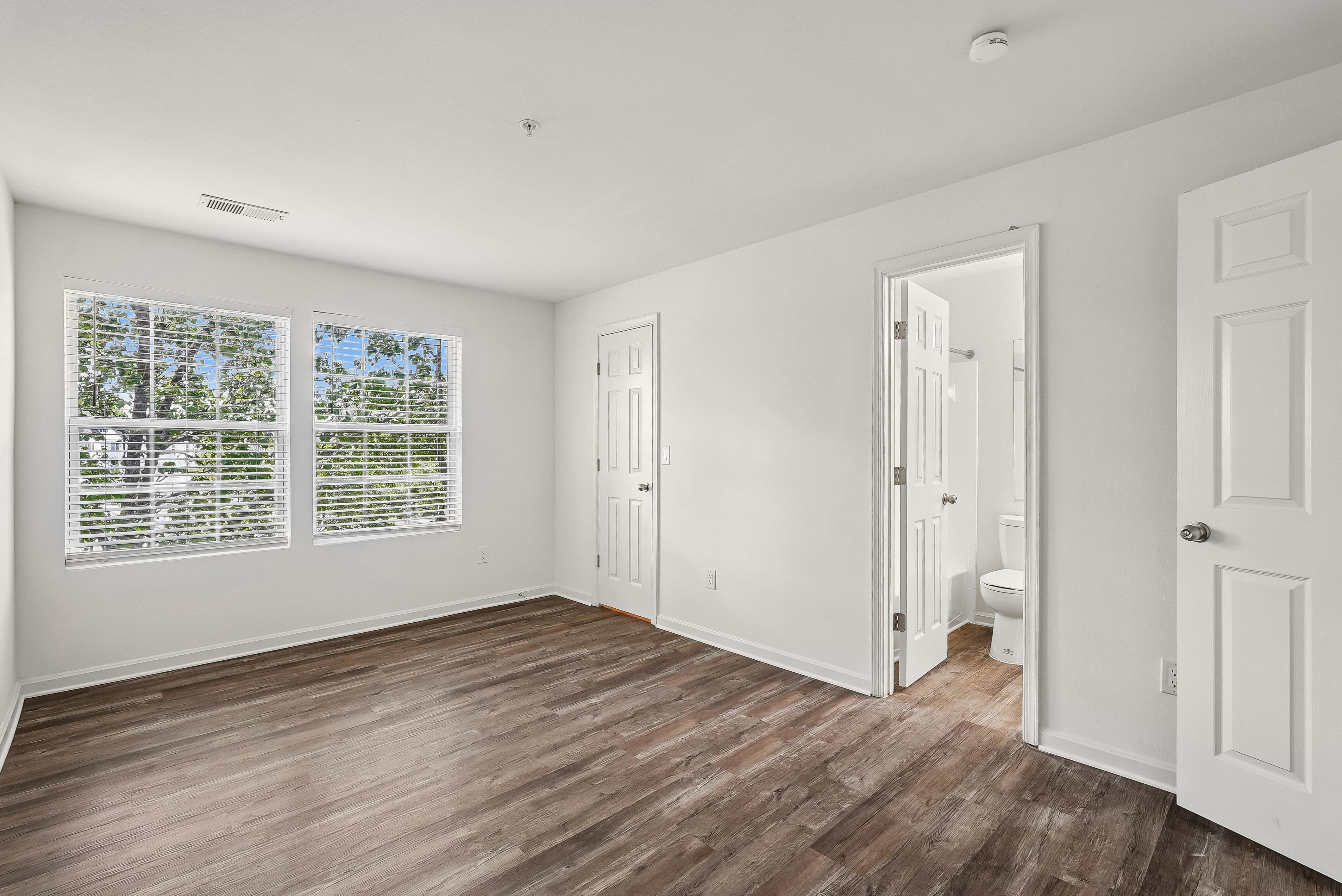 Find your perfect 2- or 3-bedroom standard market apartment home.